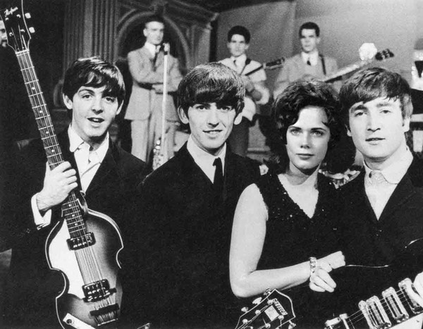 leslie-with-Beatles-web